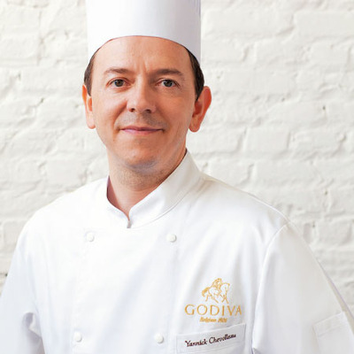 【プレミアム優待】ゴディバ 名入れチョコレートケーキ ホワイト〈フルール〉_補足画像04