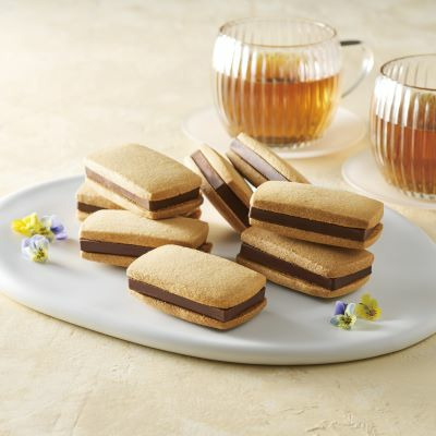 【旬ギフト】「ひよこクラブ」なりきり表紙 写真＆名入れカタログギフト カードタイプ HAG_補足画像08