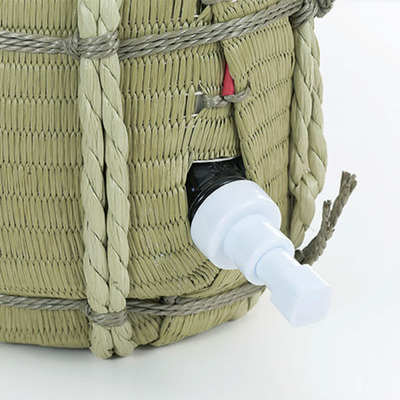 【旬ギフト】菊水酒造 写真＆名入れ純米吟醸〈ひやおろし〉樽酒一升（1.8リットル）_補足画像04