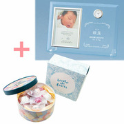 【旬ギフト】名入れ時計付きフォトフレームとキル フェ ボン ブール ドゥ フリュイ アソート28個入