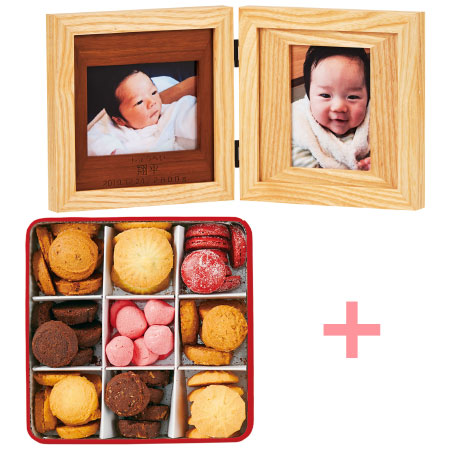 【旬ギフト】名入れ木製ダブルフォトフレームとパティスリー・サダハル・アオキ・パリ コフレ アソーティモン ビスキュイE_