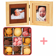 【旬ギフト】名入れ木製ダブルフォトフレームとパティスリー・サダハル・アオキ・パリ コフレ アソーティモン ビスキュイE