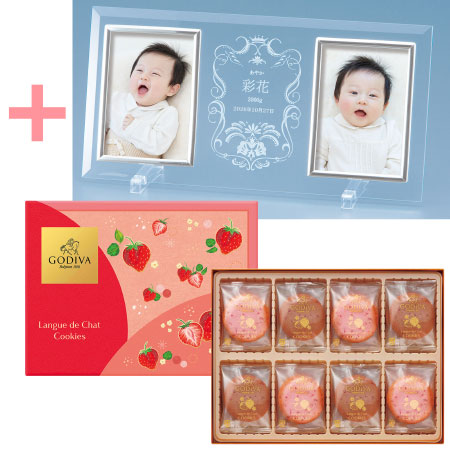 【旬ギフト】名入れフォトフレーム（大）とゴディバ あまおう苺ラングドシャクッキーアソートメント30枚入_