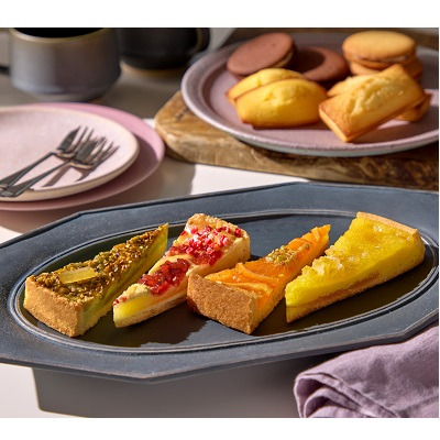 【旬ギフト】名入れフォトフレーム（小）とアンリ・シャルパンティエ タルトセットD_補足画像02