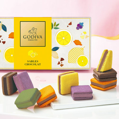 【旬ギフト】「ひよこクラブ」なりきり表紙 写真＆名入れカタログ プルミエ パシアンとゴディバ サブレショコラ〈瀬戸内レモン〉14個入_補足画像04