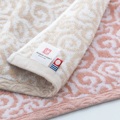 伊藤茶園 名入れ緑茶ギフトBと今治謹製 木箱入り紋織タオルG（ピンク）_補足画像05