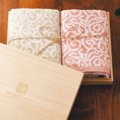 「ひよこクラブ」なりきり表紙 写真＆名入れフォトフレーム クレセントムーン イエローと今治謹製 木箱入り紋織タオルJ（ピンク）_補足画像04