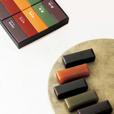 「ひよこクラブ」なりきり表紙 写真＆名入れカタログギフト プルミエ オネートととらや 小形羊羹10本入_補足画像04