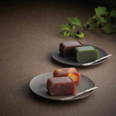 「ひよこクラブ」なりきり表紙 写真＆名入れカタログギフト ア・ラ・グルメ ラ ヴィ アン ローズ_補足画像05