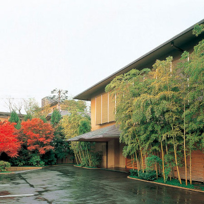 名入れ木製壁掛けフォトフレーム（小）と京料理 美濃吉 京の佃煮A_補足画像04