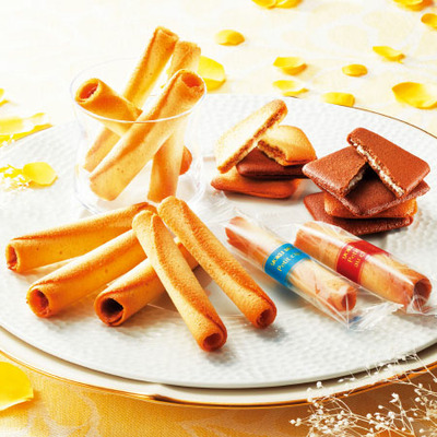 「ひよこクラブ」なりきり表紙 写真＆名入れカタログ ウルアオ ヴィクトワールとヨックモック ギフトセットA_補足画像03