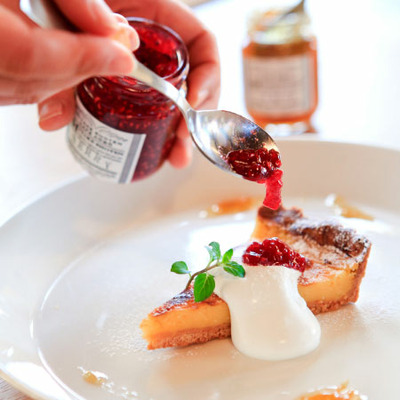 【旬ギフト】「ひよこクラブ」なりきり表紙 写真＆名入れカタログ ウルアオ ザグーアンと三宅商店カフェ工房 ジャムセットB_補足画像08