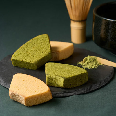 【旬ギフト】なだ万監修 絆のかさなりバウムと今治シンシアコットンタオルBセット_補足画像01