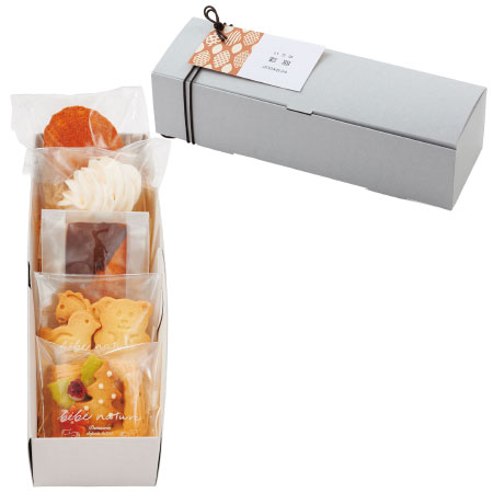 【旬ギフト】ベベナチュール 名入れ季節の焼菓子セット（ポインセチア）A_