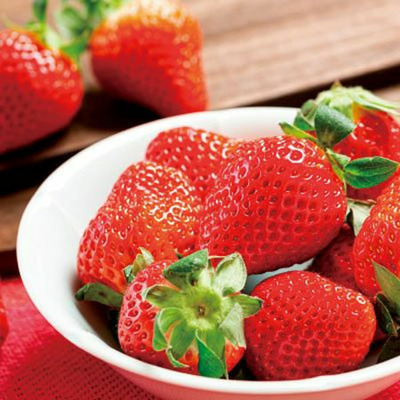 【旬ギフト】「ひよこクラブ」なりきり表紙 写真＆名入れカタログ ウルアオ ハリエットとICHIBIKOジャムクッキーといちごミルクのギフト_補足画像05