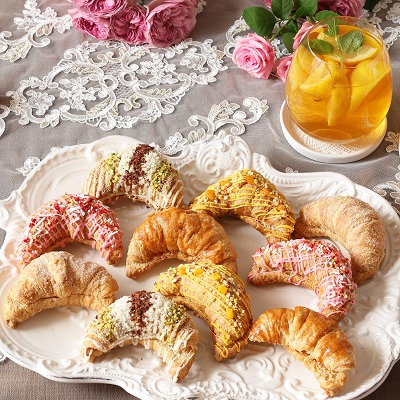 【旬ギフト】CAFE OHZAN 名入れクロワッサンラスク10個入 アミティエ（アイシング）_補足画像01